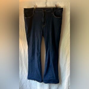 Old Navy High-Rise Wow Flare Jeans in Deep Indigo Womens 16 Stretch